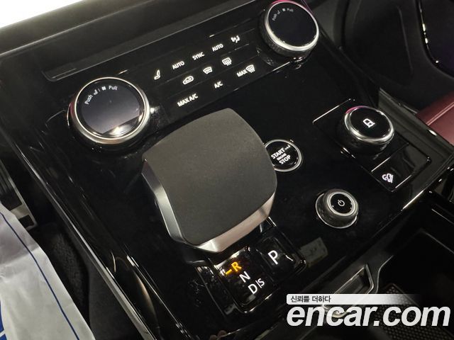Land Rover Range Rover Sport 2023 — photo 10