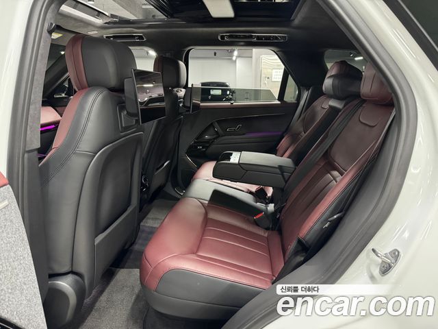 Land Rover Range Rover Sport 2023 — photo 12