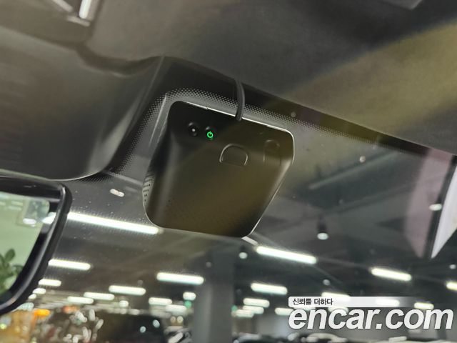 Land Rover Range Rover Sport 2023 — photo 18