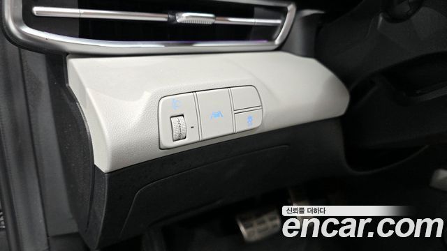 Hyundai AVANTE 2021 — photo 17