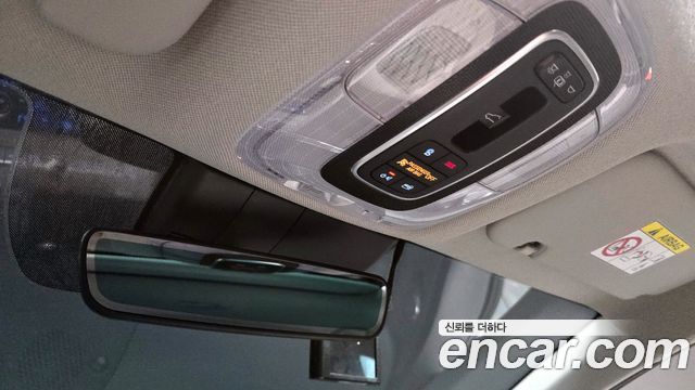 Hyundai AVANTE 2021 — photo 19