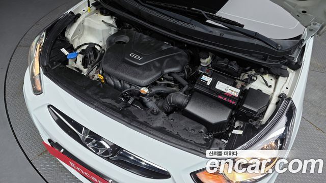 Hyundai Accent 2012 — photo 6