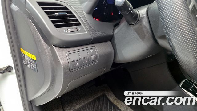 Hyundai Accent 2012 — photo 15
