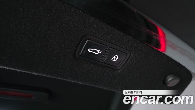 Kia K9 2022 — photo 18