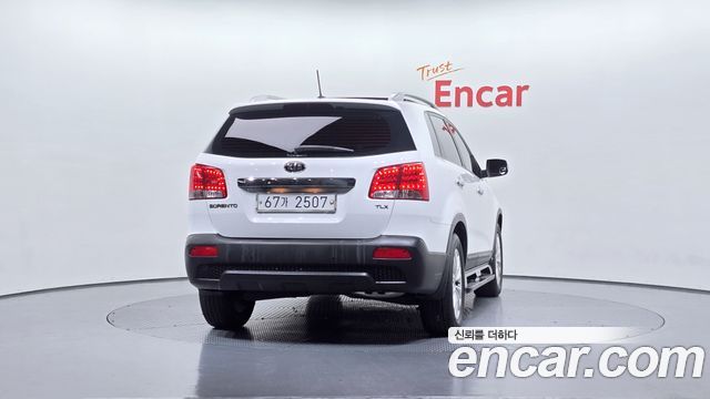 Kia Sorento 2010 — photo 4