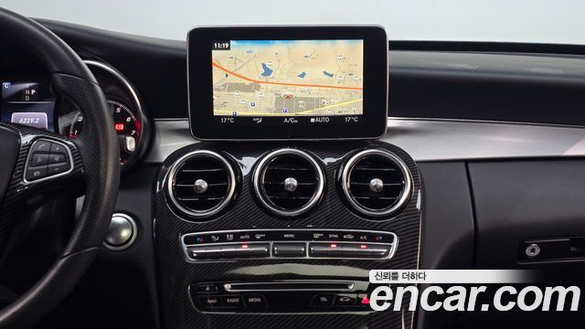 Mercedes-Benz C-Class 2018 — photo 15