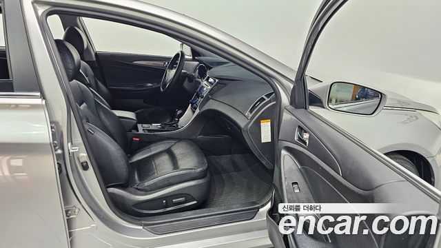 Hyundai Sonata 2012 — photo 10