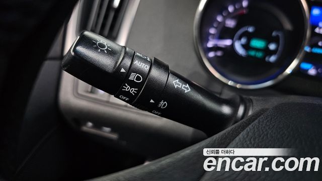 Hyundai Sonata 2012 — photo 17
