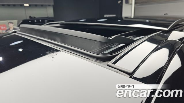 Land Rover Defender 2024 — photo 19