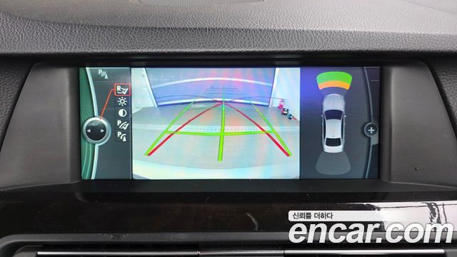 BMW 5-Series 2012 — photo 15