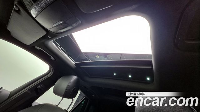 Mercedes-Benz GLC-Class 2020 — photo 18