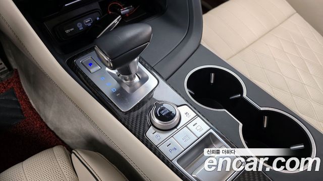 Genesis G70 2020 — photo 9