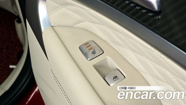 Genesis G70 2020 — photo 17
