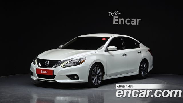 Nissan Altima 2017 — photo 1