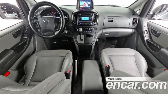 Hyundai Starex 2017 — photo 7