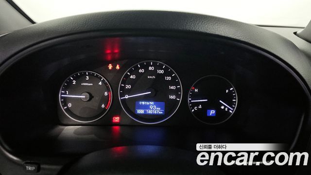 Hyundai Starex 2017 — photo 8
