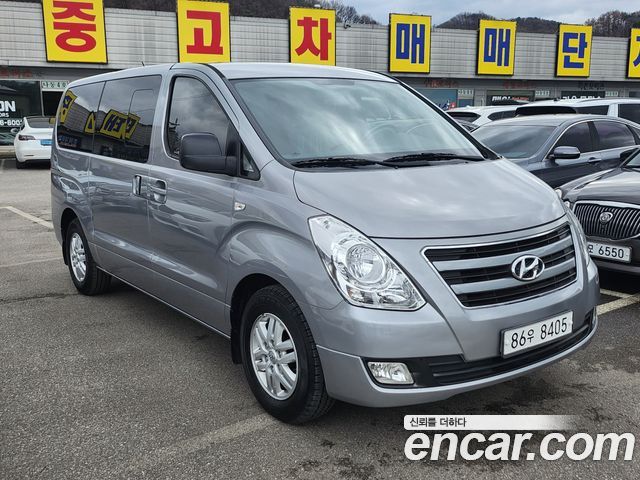 Hyundai Starex 2017 — photo 2