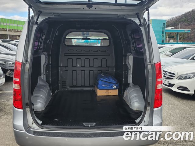 Hyundai Starex 2017 — photo 5