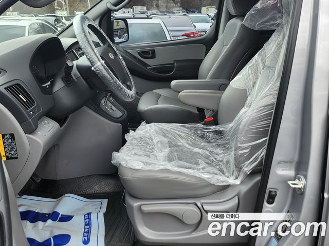 Hyundai Starex 2017 — photo 6