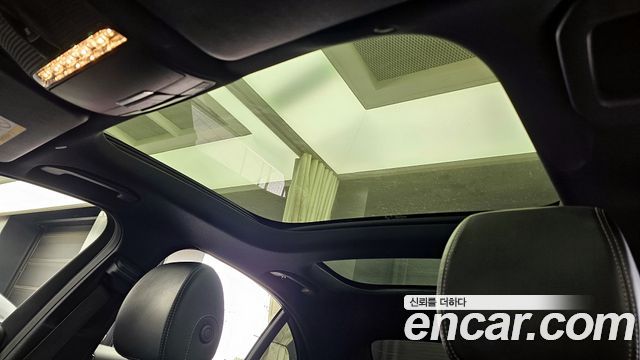 Mercedes-Benz E-Class 2021 — photo 19