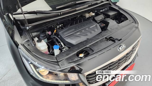 Kia Canival 2019 — photo 6