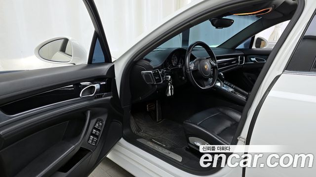 Porsche Panamera 2012 — photo 10