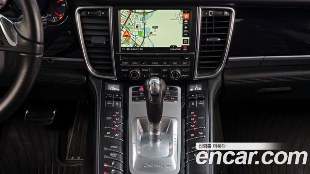 Porsche Panamera 2012 — photo 14