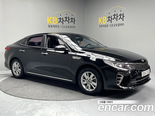 Kia K5 2017 — photo 1