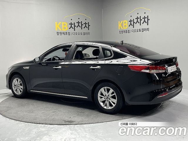 Kia K5 2017 — photo 2
