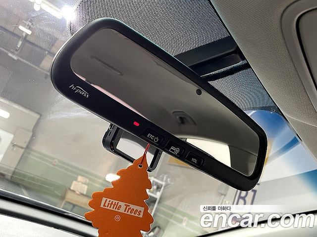 Kia K5 2017 — photo 12
