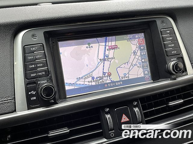Kia K5 2017 — photo 13
