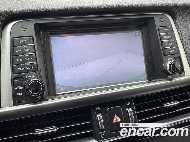 Kia K5 2017 — photo 14