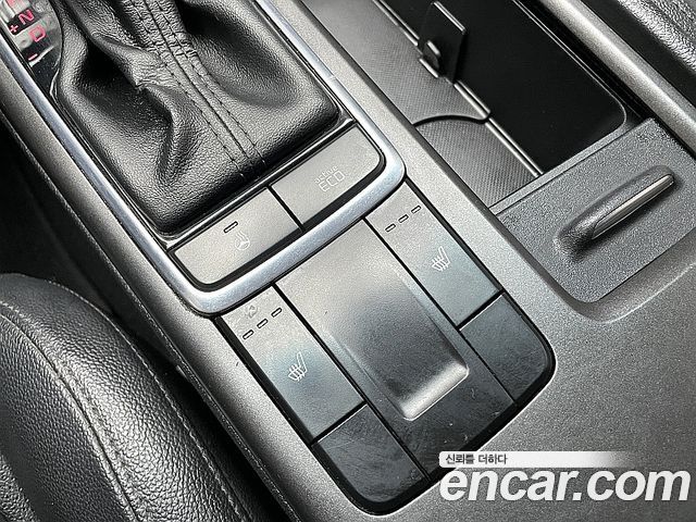 Kia K5 2017 — photo 17
