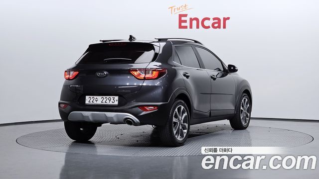 Kia Stonic 2019 — photo 2
