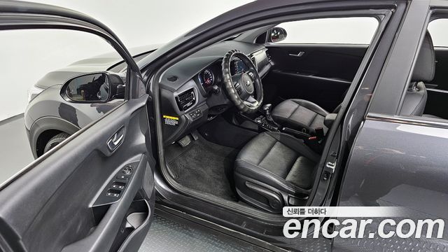 Kia Stonic 2019 — photo 11