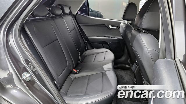 Kia Stonic 2019 — photo 12