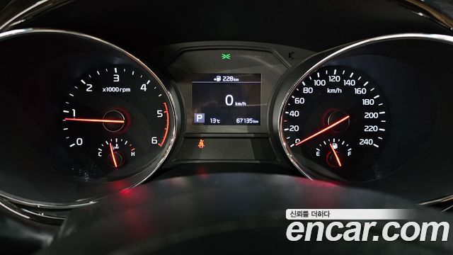 Kia Canival 2019 — photo 8