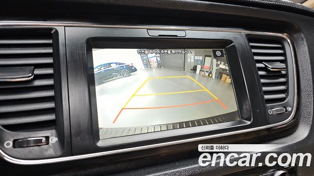 Kia Canival 2019 — photo 15