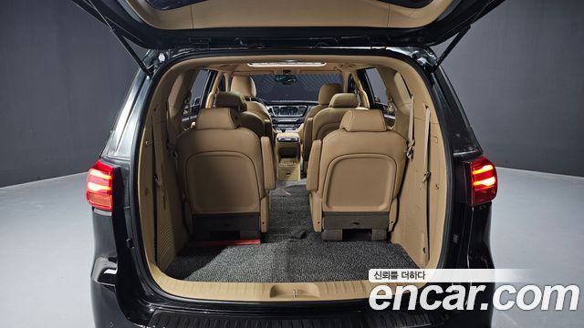 Kia Canival 2019 — photo 20