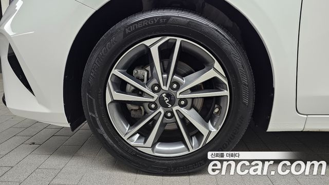 Kia K3 2022 — photo 5