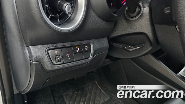 Kia K3 2022 — photo 15