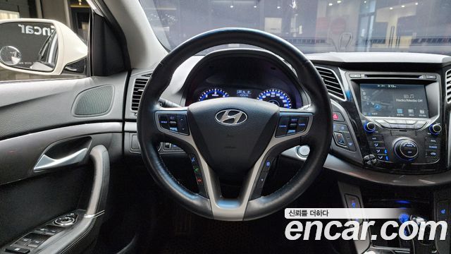 Hyundai i40 2016 — photo 14