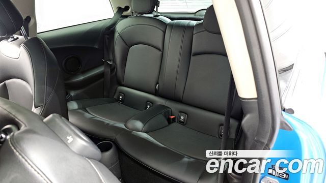 Mini Cooper 2016 — photo 11