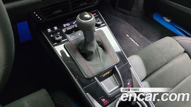 Porsche 911 2026 — photo 9