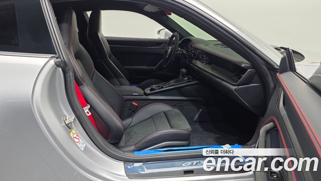 Porsche 911 2026 — photo 11