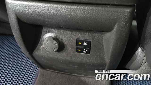 Hyundai Santafe 2011 — photo 19