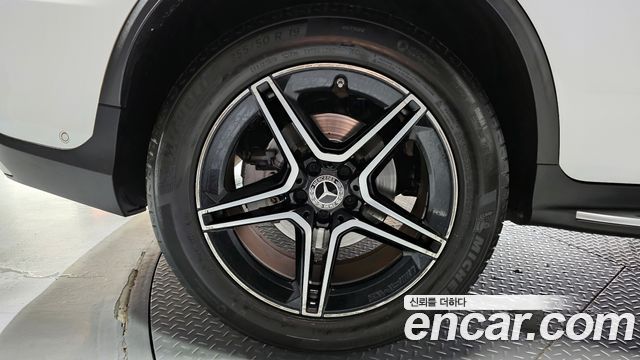 Mercedes-Benz GLC-Class 2020 — photo 5