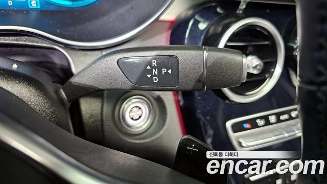 Mercedes-Benz GLC-Class 2020 — photo 9