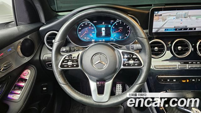 Mercedes-Benz GLC-Class 2020 — photo 13