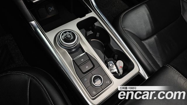Ford Explorer 2021 — photo 9